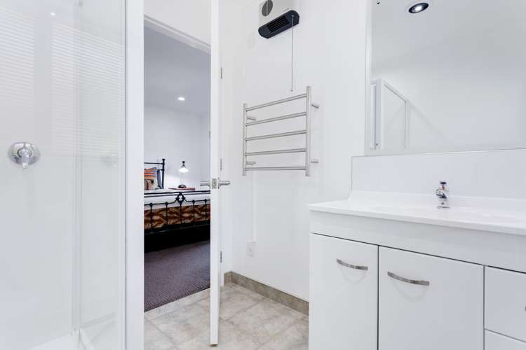 18 Mcewen Crescent Riverstone Terraces_18