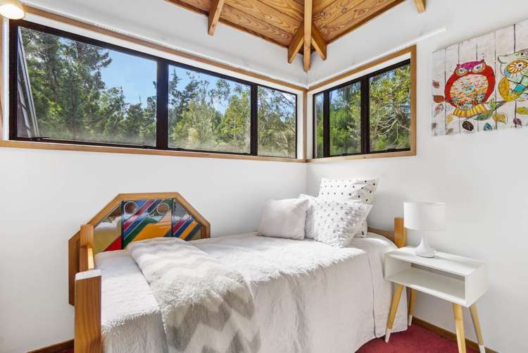 39 Longfellow Parade Glen Eden_14