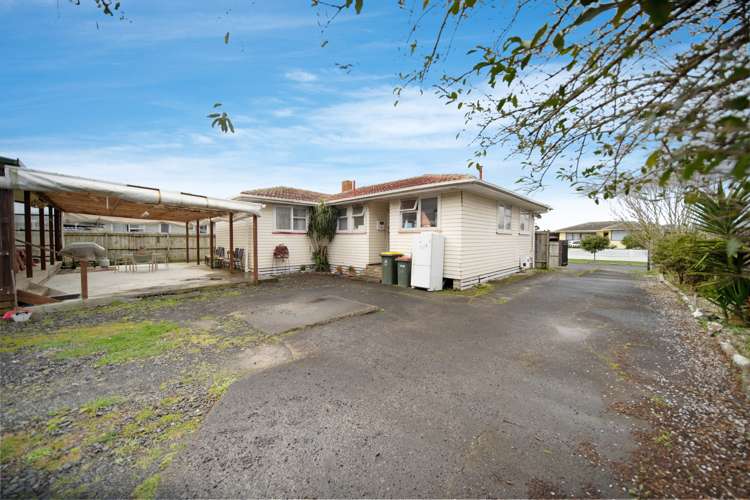 33 Convair Crescent Mangere_16