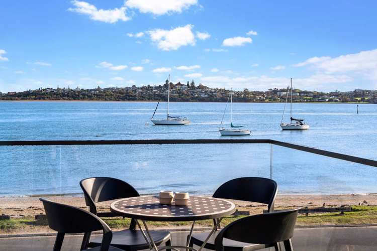 14 The Parade Bucklands Beach_16