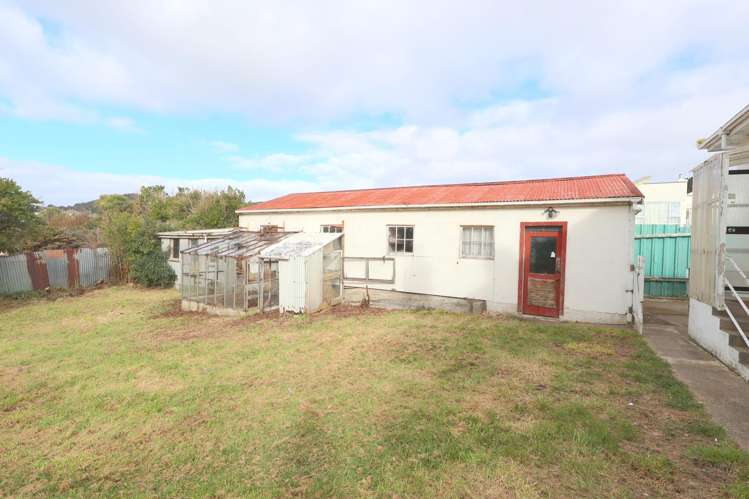 68 Liffey Street Bluff_19