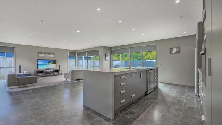 5 Edward Bullen Place_3