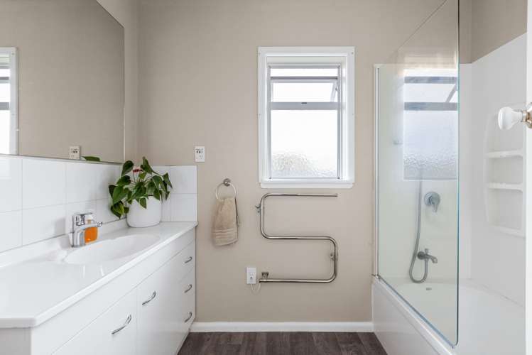 14 Kauri Street Taradale_11