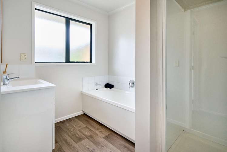 B/9 Hinau Street 11538_11