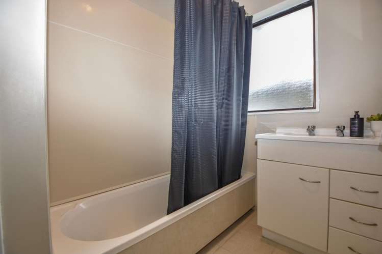 9 Baillie Crescent Carterton_14