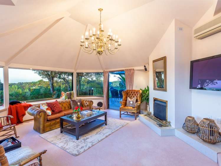 170 Scenic Drive Titirangi_17