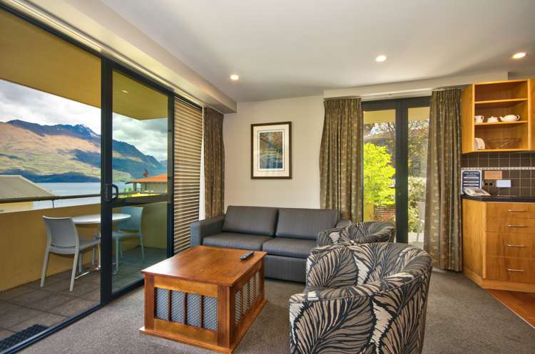410/7 Adelaide Street Queenstown_7