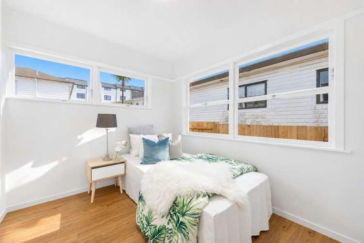 9 Oteha Valley Road Northcross_11