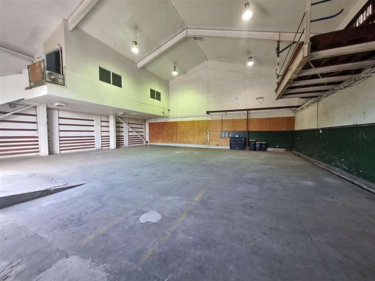 Unit C1, 10 Garlands Road Woolston_4