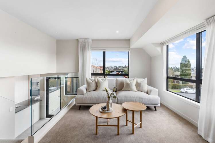 68 Long Drive St Heliers_3