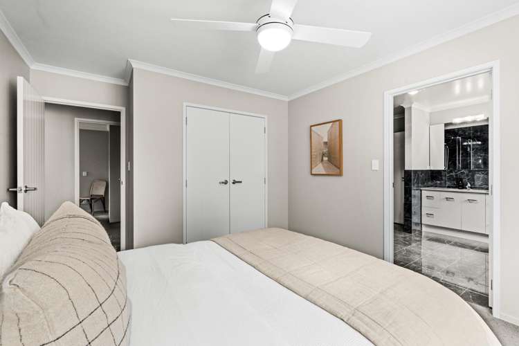 14 Arbuckle Road Frimley_18