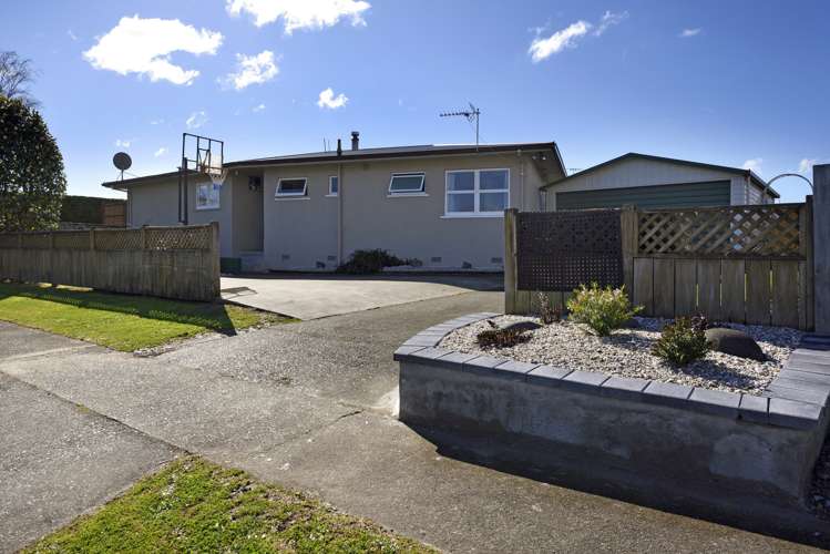 29 Marlowe Street Stoke_18