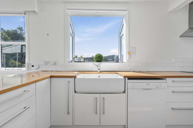 36 Roys Road Plimmerton_10