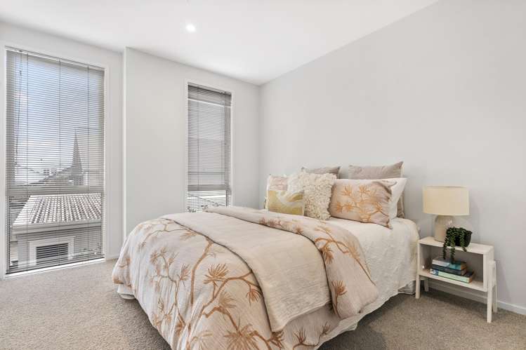 140 Seventh View Avenue Beachlands_11