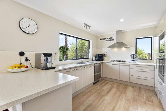 14 Coralsea Way Arkles Bay_4