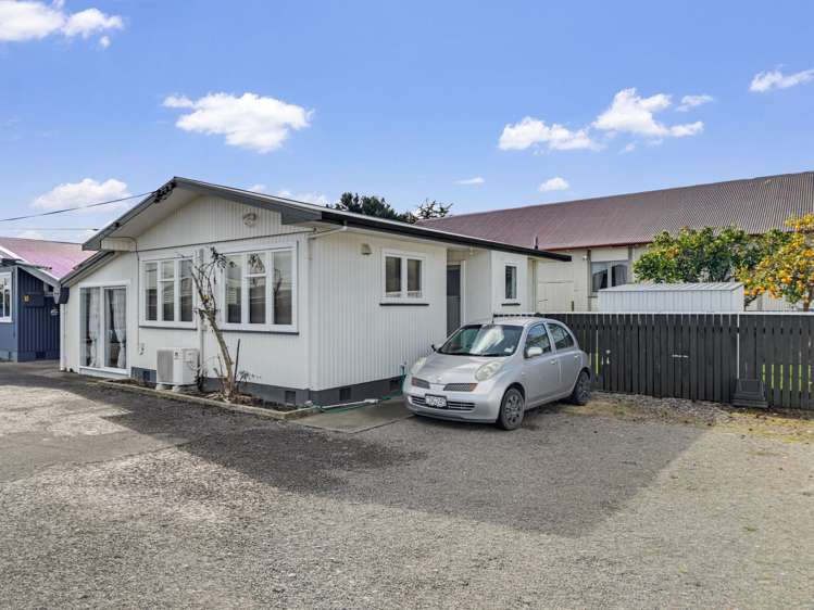2/42a Geddis Ave_0