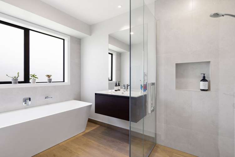 39 Sunline Drive Leamington_27