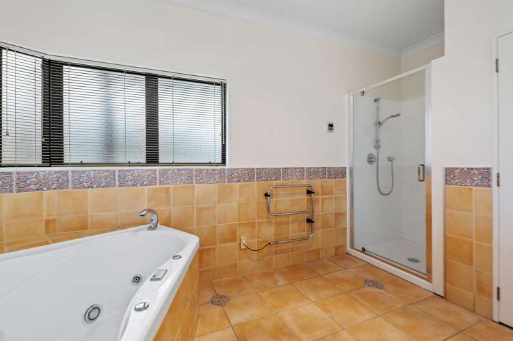 31 Hoyte Place Pukehangi_15