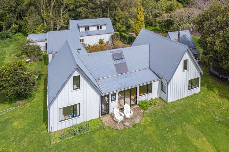 275 Parahaki Road Waverley_23