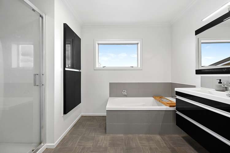 12 Resthill Crescent Glenview_21