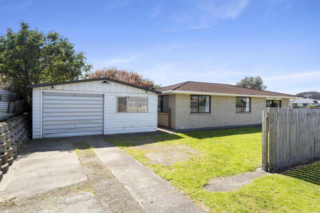 87 Norfolk Crescent Otaki Beach_2