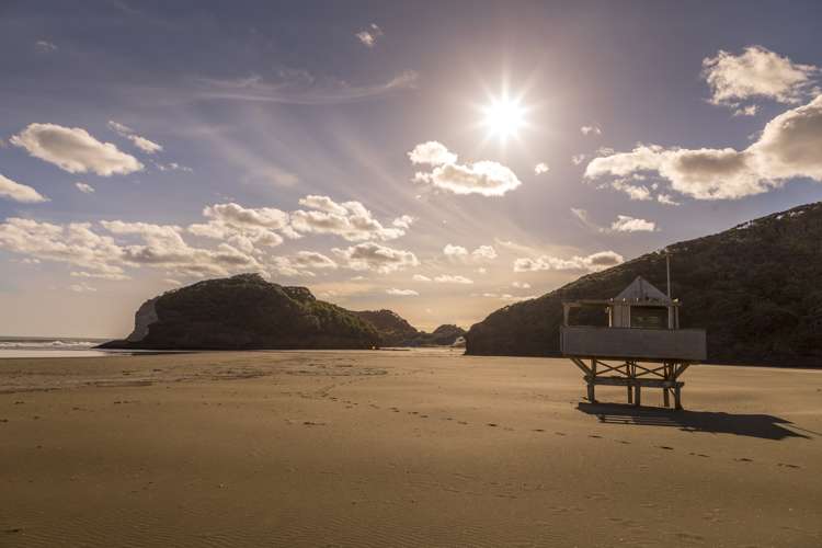 12 Tasman View Road Bethells Beach_32