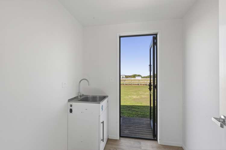 387 Tipoka Road Opunake_15