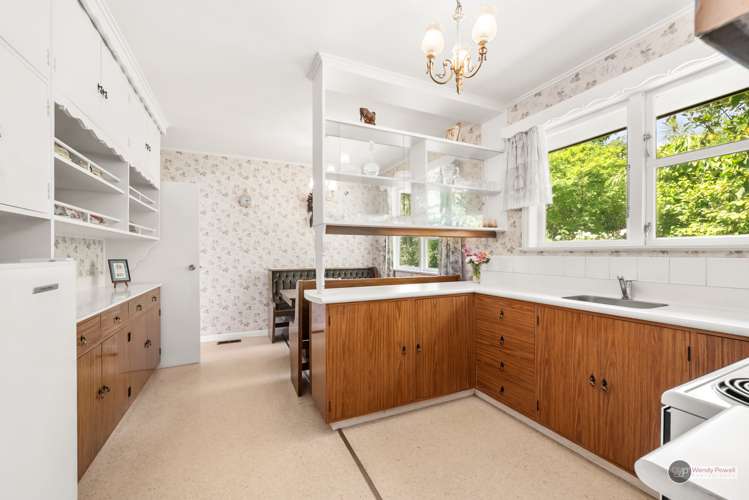 15 Harewood Grove Pinehaven_5