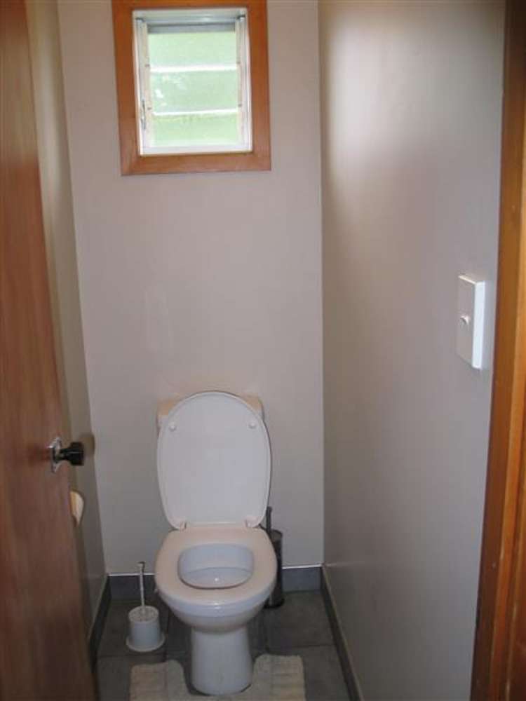 126 Flanshaw Road Te Atatu South_12