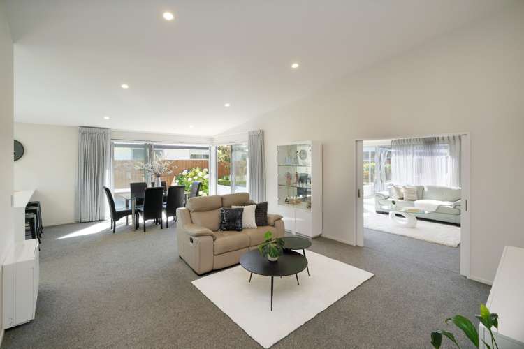 37 Russ Drive Lincoln_7