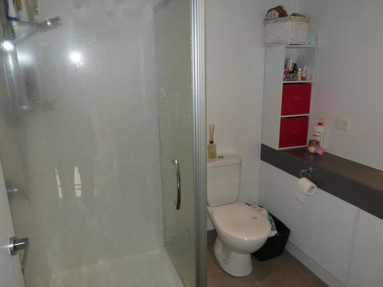 B4/71 Spencer Road Oteha_12