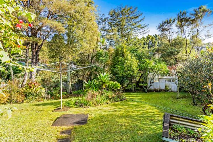 27 Daffodil Street Titirangi_11