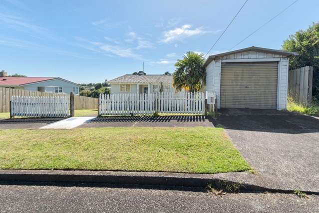 Charming 2BR Home in Marfell!