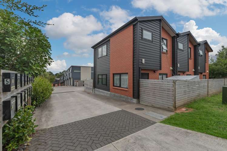 7/5 King Street Papakura_13