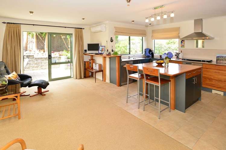 221 Alec Craig Way Gulf Harbour_6