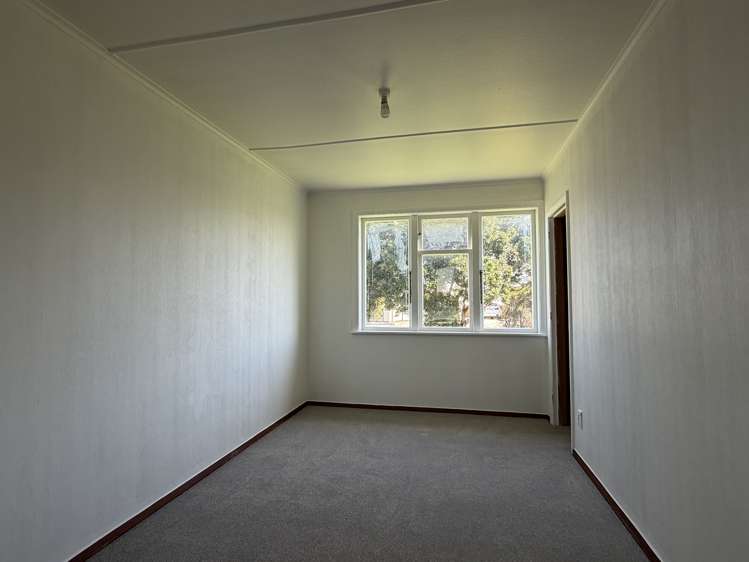 71 Clyde Crescent Roslyn_4