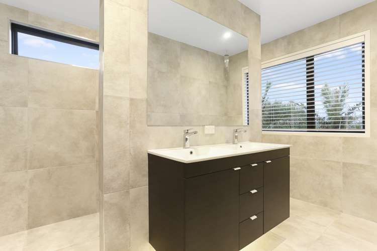 2 Driftwood Drive Red Beach_9