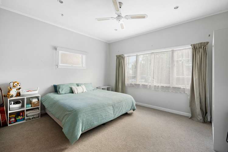 24 Normandy Avenue Melville_12