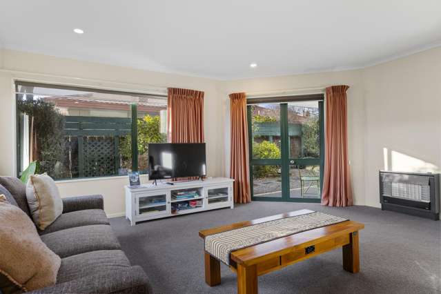 30 Fairview Terrace Waipahihi_1