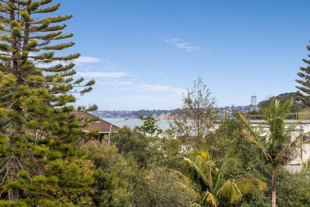 2/970 Beach Road Torbay_2