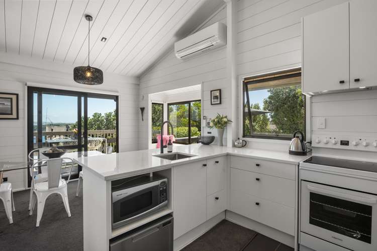 52 Karaka Road Oneroa_17