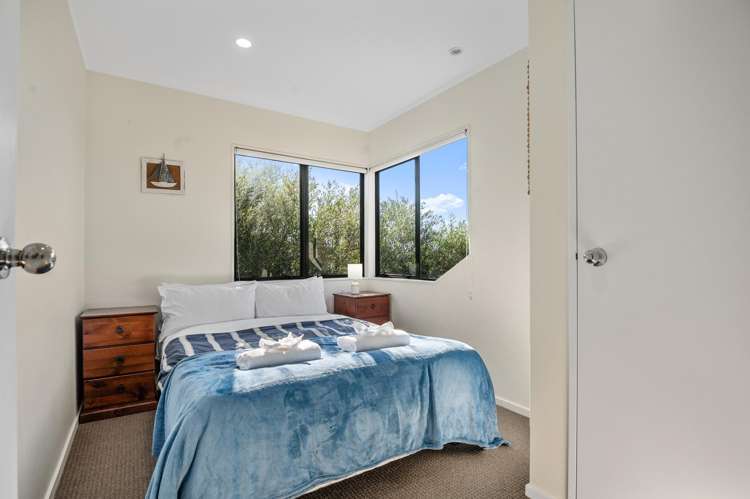 155 Ocean View Road Oneroa_34