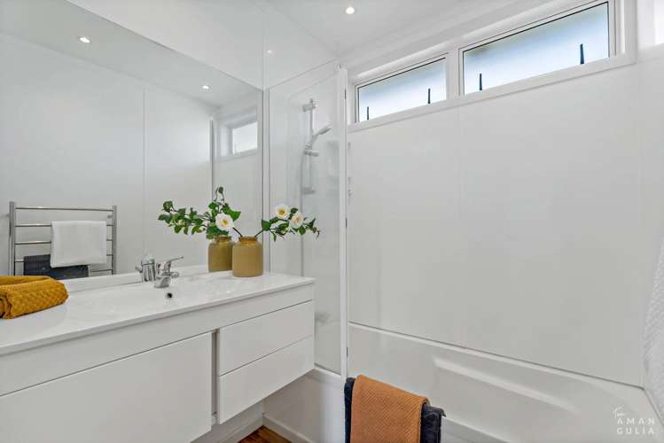 45 Lynwood Road New Lynn_19