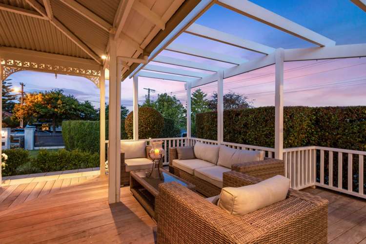 71 Beach Road Mellons Bay_3