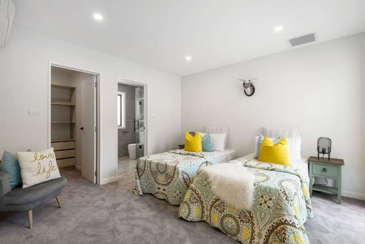 17c Heathcote Road Castor Bay_12