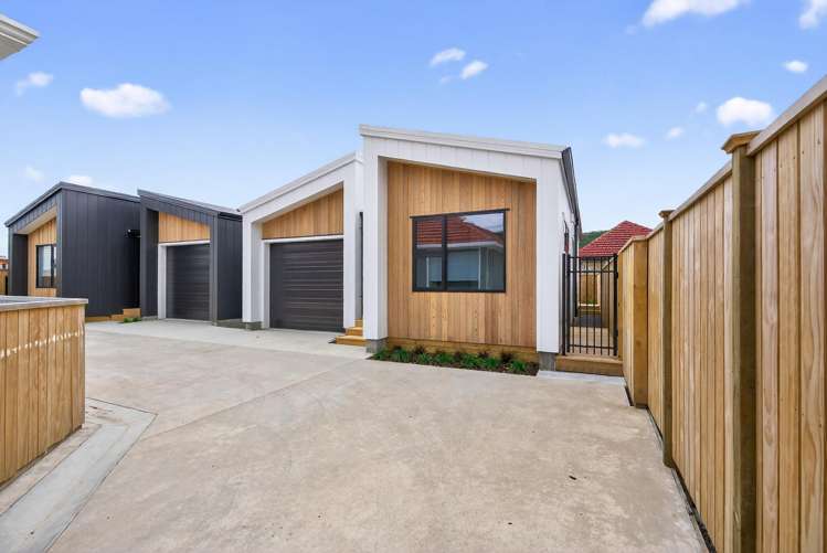 1105 High Street Taita_19