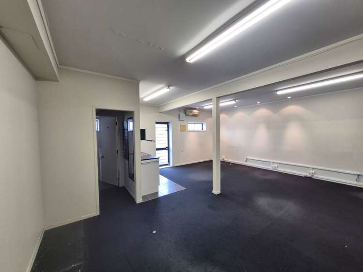 Unit 3/2 Edwin Street Mt Eden_4