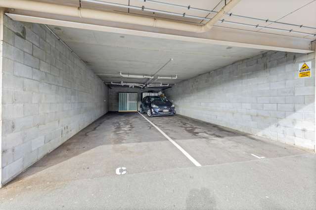 C 11/28 The Avenue Albany_1