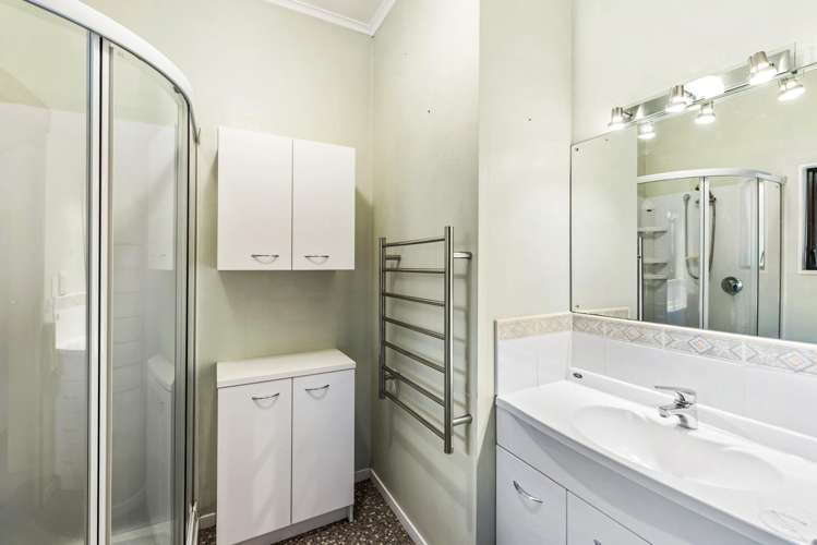 23 Tennis Court Road Raumati South_12