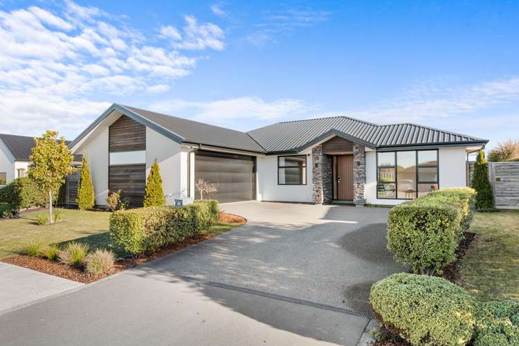 32 Longcot Drive_0